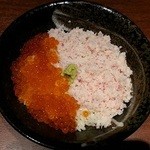 北の味紀行と地酒 北海道 - 道内産いくらとカニの丼（1980円）