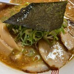 豚骨らーめん麺豊 - 具材アップ