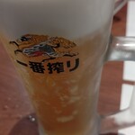 Yuuraku - まずは生ビール。