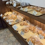 丸福パン - 店内