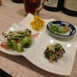 太門 - うどんの前菜♪