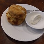 Y's tea room - スコーン（キャラメル味）