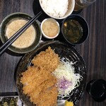 勝烈亭 新市街本店 - 