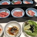 食道園 - お肉は、2段来ます。