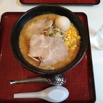 麺処 あみや - 味噌特ラーメン 麺大盛り 1,050円＋100円