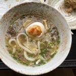 こだわりうどん一道 - 肉うどんと半熟玉子天のコラボが最高！