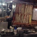 恵比須丸 - メニューが所狭しと掲げてあります。