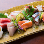 ・Assorted sashimi