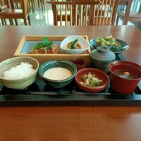 ダイナミックキッチン＆バー 響 風庭 赤坂 - 