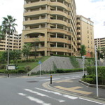 オ・プティ・マタン - トンネルをくぐった風景