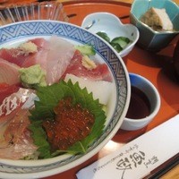 割烹 魚政 - 海鮮丼ランチ