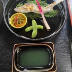 山陵汀 - 立派な鮎の塩焼き1250円