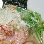 麺家 たけ田 - 白ネギと水菜と糸唐辛子