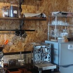 eisa -COFFEE ROASTER- - 店舗内観