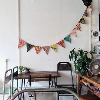 ふたこぶ食堂_2