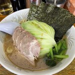 横浜ラーメン厨房 うえむらや - キャベチャー