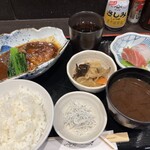 Ootsuka Senya - 鯖味噌煮定食