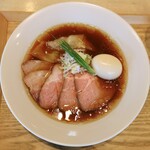 宍道湖しじみ中華蕎麦 琥珀 - 盛り付けも丁寧