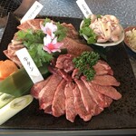 焼肉茶屋 牛華 - 