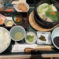 水たき料亭 博多華味鳥 ヒルトンプラザウエスト店 - 
