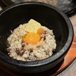 焼肉IWA - 牛肉ガーリックライス