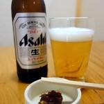 吾妻橋 やぶそば - まずはビール！蕎麦味噌で。