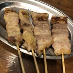Meshiba Ookami - 豚串・鶏串