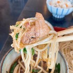 夢打庵 - お蕎麦を絡めていただきます！