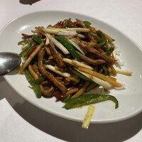 パンダ レストラン - 牛肉とピーマンの細切り炒め（1500円）