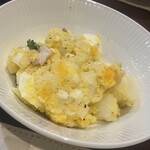 Feinkost Metzgerei Katayama Yugen Gaisha Katayama Niku Ten - 德国风味土豆。并不推荐。这里的熟食总是无法推荐。希望更换负责人。