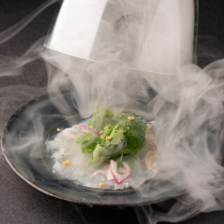本格タイ料理を横浜のおしゃれな店内で楽しむ