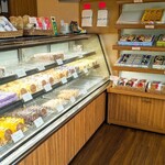 珍々堂菓子舗 - 店内