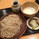 手打蕎麦うどん隆 - ニシンそばを食べたんですが、諸事情で写真が撮れませんでした…代わりにとろろそばをUP
            ☆*:.｡. o(≧▽≦)o .｡.:*☆
            
            ここのお店、小さなお店だけど上品ですよ。