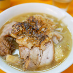 ラーメンエース - つけ汁　ニンニク少し、焦がしアブラ