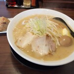 札幌ラーメン - 味噌ラーメン+バター+味玉