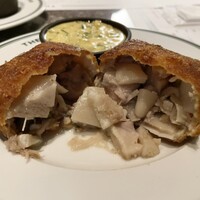THE UPPER - フロマージュ・ド・テット・豚頭肉のテリーヌのカリカリ焼き