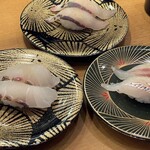 市場ずし 魚辰 - 