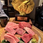 神戸牛焼肉 八坐和 - 