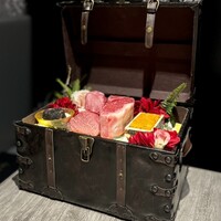 牛に金棒 麻布十番 - 本日のお肉の盛り合わせ