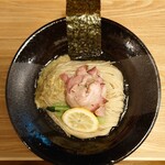 クラム＆ボニート 貝節麺ライク - キンキンに冷やされ昆布水でとても喉越しが良いです