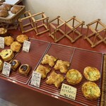 빵 코우보우 히비카 - 마카다미아 넛츠가 들어간 빵은 흔하지 않지 않나요~‼︎