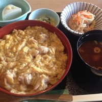 おもてなしとりよし 西新宿店 - 親子丼1,029円