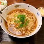 神楽 海老で鯛を釣る麺堂 - 