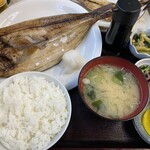 食事処 魚屋の台所 - ほっけ焼き定食