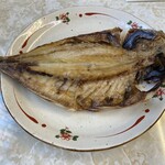 食事処 魚屋の台所 - 友人が注文したアジの開き