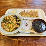 Maru kou - 中華丼と焼き餃子