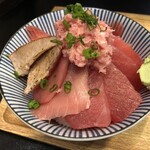 丼ぶり屋 まぐろ丼 恵み - 