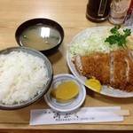 とん酒場 まんぷく - チーズかつ定食 850円