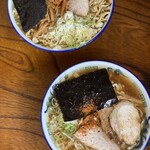 ケンちゃんラーメン - 中華そば小盛りの味普通で！旦那さんは、普通盛りの味も普通で！