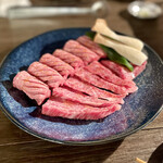 ヤキニクライオン オクマ - 